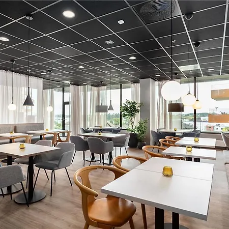 Radisson Ξενοδοχείο 4*