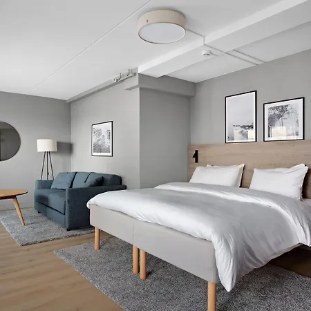 Radisson Hotel 4*