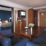 Radisson Hotel 4*