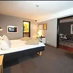 Radisson 4*